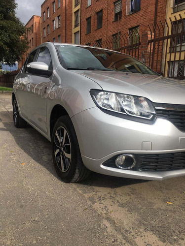 Renault Logan 2020 1.6 Privilege / Intens