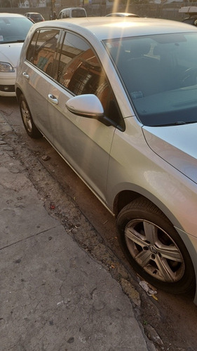 Imagen 4 de 9 de Volkswagen Golf 2016 1.6 Trendline