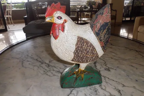 Gallo En Madera Con Base (Usado)