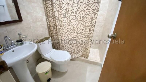 Imagen 28 de 30 de Apartamento En Venta Al Oeste De Barquisimeto Cocina Con Acabados Italianos Concepto Abierto Gabriela C. #23-15395