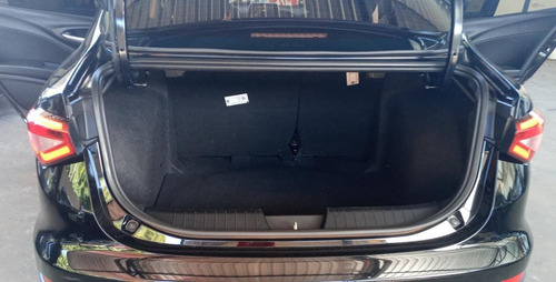 Imagem 8 de 9 de Fiat Cronos Precision 1.8 Preto 2019