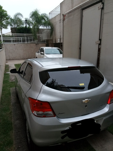 Imagem 4 de 10 de Chevrolet Onix 2016 1.0 Lt 5p
