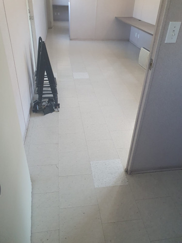 Caseta Camper Remolque Traila Oficina Móvil 2 Privados Y Wc