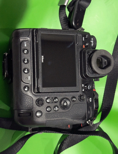 Cámara Nikon Z9 Impecable, Solo 5 Usos Incluye Equpo Negro