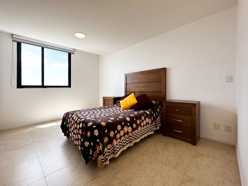 Habitación En Renta En Zibatá, A 10 Minutos Caminando De La Universidad Anahuac
