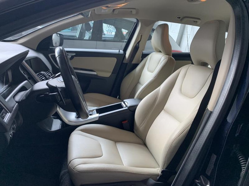 Imagem 11 de 15 de Volvo Xc60 2.4 D5 Kinetic Diesel Awd 4p Automático 2016/2017