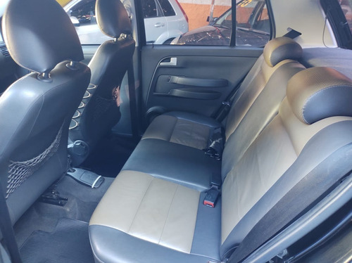 Volkswagen Crossfox 1.6 2009 Completo