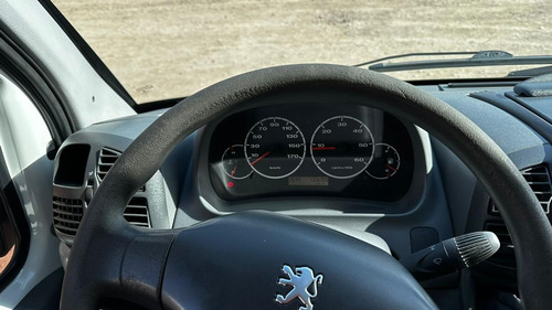Peugeot Boxer 2.3 330m Confort Hdi Larga