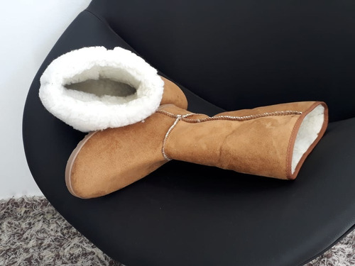 Imagem 7 de 7 de Bota Feminina De Pelo Toda Forrada Em Lã Caramelo Esquimó