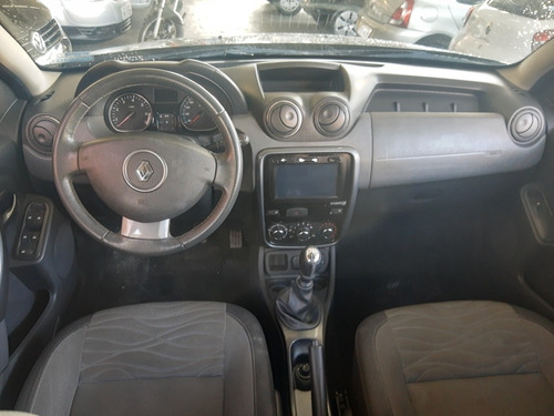 Imagem 3 de 7 de Duster 4x2 Tech Road 2.0 2014 Completo