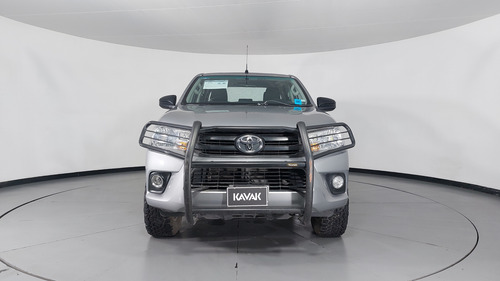 Toyota Hilux 2.8 DIESEL 4WD DOBLE CABINA