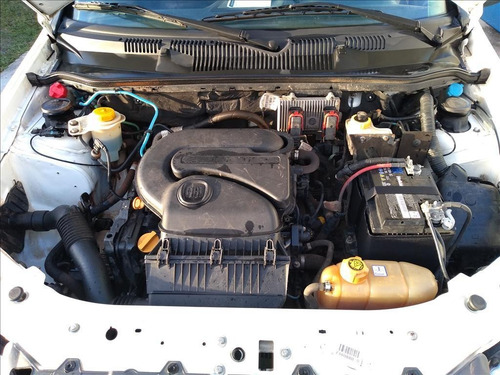 Imagem 12 de 13 de Strada 1.4 Mpi Hard Working Cs 8v Flex 2p Manual