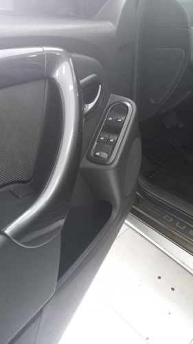Imagem 13 de 14 de Renault Duster 2.0 Tech Road 4x2 16v Flex 4p Automático