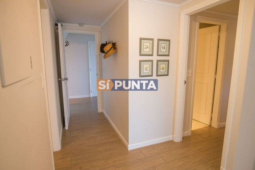 Imagen 10 de 23 de Apartamento En Venta - Playa Mansa