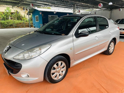 Peugeot 207 Sedan Xr Sport 1.4 Flex 8v 4p
