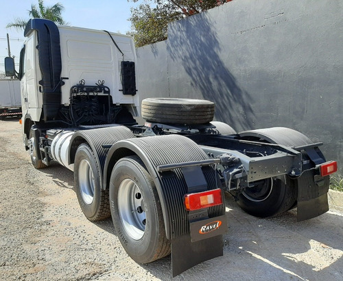 Imagem 2 de 10 de Volvo Fh 400 Ano 2007 6x2