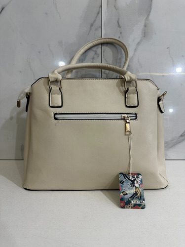Cartera Semi Rigida Cuero Ecologico Divisiones Cierre Crema Crema Tramado Oro Crema