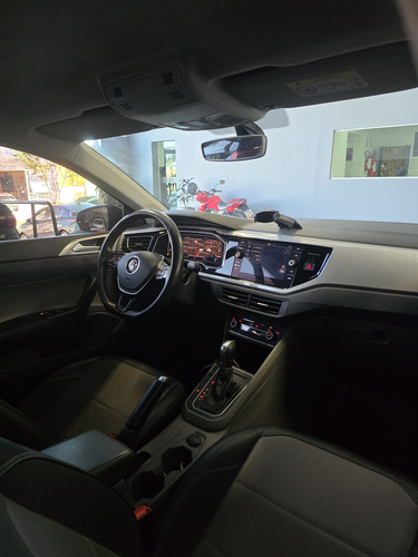 Volkswagen Virtus 1.0 Highline 200 Tsi Aut. 4p