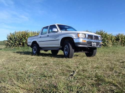 Toyota Hilux 2.8 D/cab 4x4 D Sport E/lim