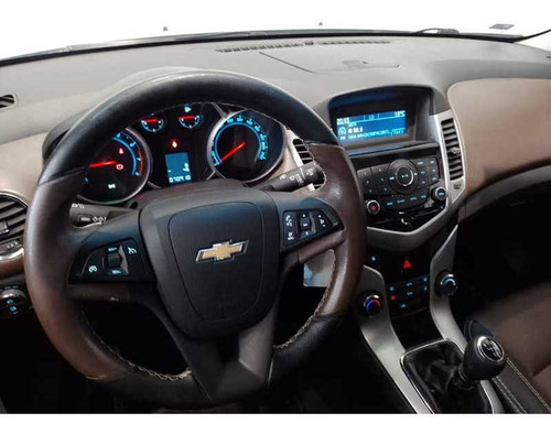 Imagem 11 de 15 de Chevrolet Cruze 1.8 Lt 16v Flex 4p Manual 2016