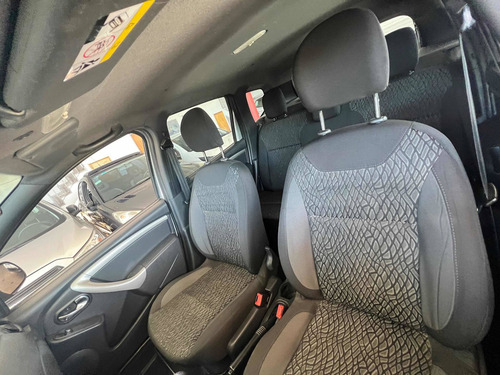 Imagen 8 de 8 de Renault Duster 2016 1.6 Ph2 4x2 Dynamique 110cv