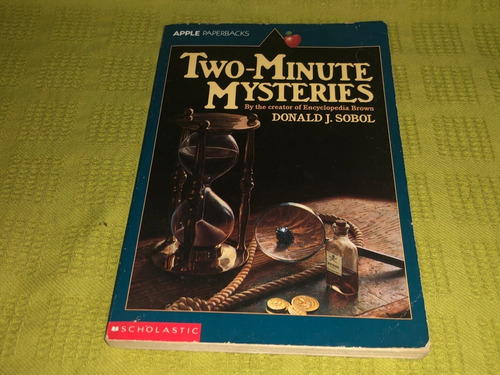 Two Minute Mysteries - Donald J. Sobol - Scholastic