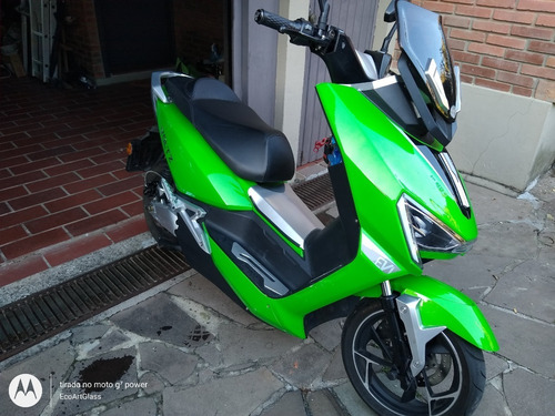 Imagem 2 de 15 de Moto Elétrica Scooter Voltz Ev1 Ano 2020 Modelo 2019