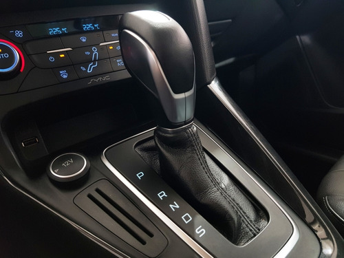 Ford Focus 2.0 TITANIUM 16V FLEX 4P POWERSHIFT