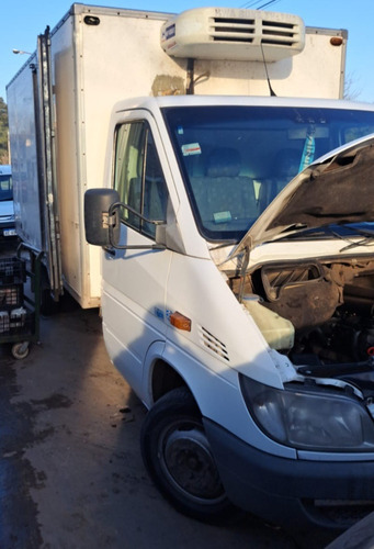 Imagen 9 de 10 de Mercedes Benz Sprinter 413 2012