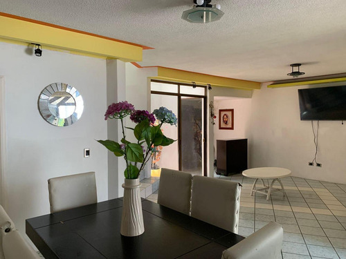 Casa En Venta En Co. La Pradera, Irapuato, Gto.