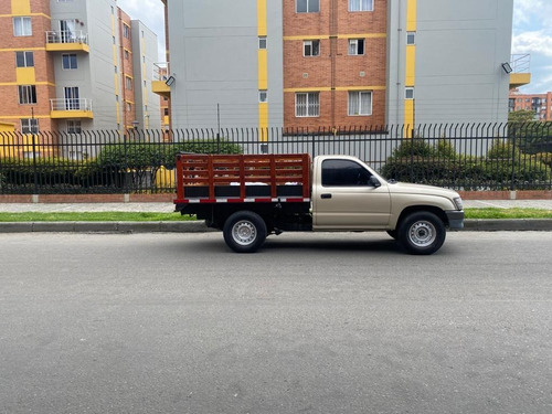 Toyota Hilux Hide Rider Mt 2400