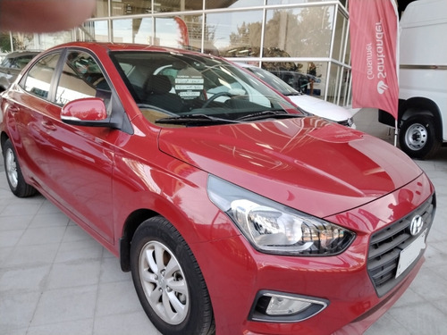 Hyundai Verna 1.4 Plus Mt