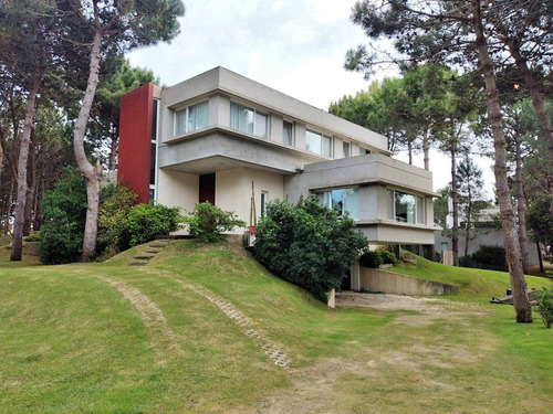 Imagen 2 de 27 de Febrero 2023 - Barrio La Herradura - Casa Con Piscina