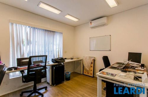 Imagem 12 de 15 de Sobrado - Vila Madalena - Sp - 638780