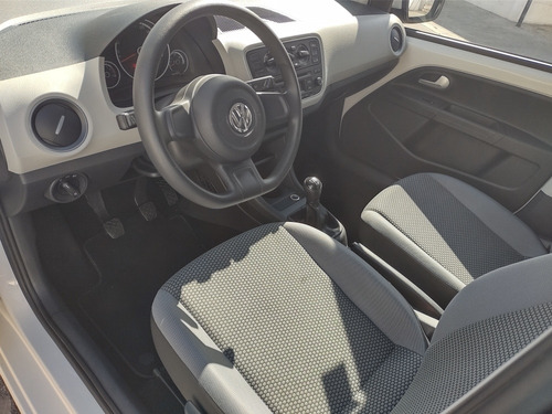 Imagen 8 de 13 de Volkswagen Up! 2016 1.0 High Up Mt 5 P