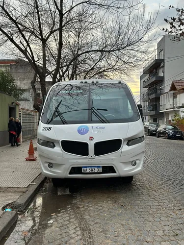 Minibus Iveco Daily 70c16hd Carroseria Armar