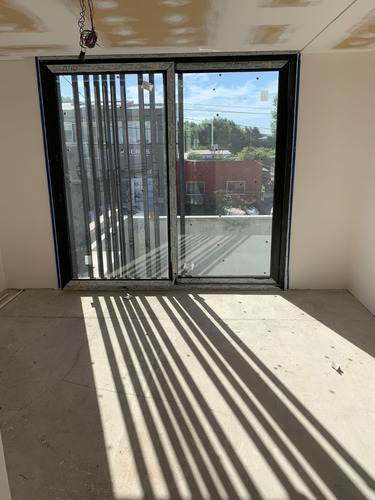 Imagen 10 de 15 de Dúplex A Estrenar En Calle 505 Entre 30 Y 31