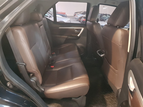 Imagen 11 de 15 de Toyota Sw4 Blindado Rb3 4x4 Srx 2.8 Tdi - Proglassblind