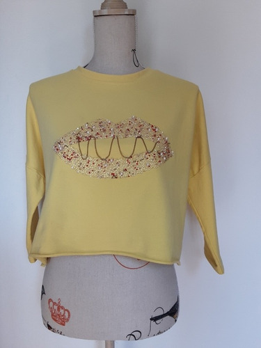 Imagen 2 de 10 de Sweater Italiano Con Aplicaciones Brillantes, Talla Unica