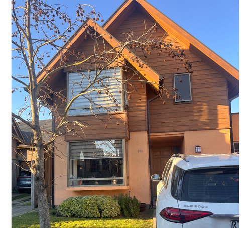 Vende Casa En Avenida Oriente, Los Ángeles  