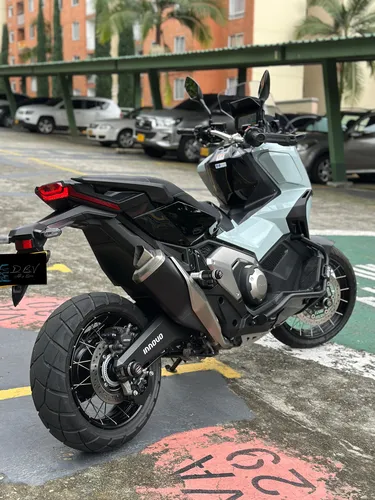 Honda Xadv 750 2024