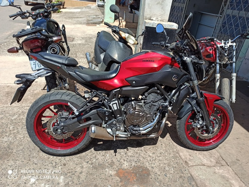 Imagem 5 de 8 de Yamaha Mt 07 Abs