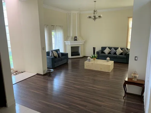 Preciosa Residencia En Venta