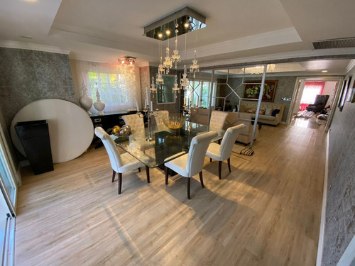 Imagen 14 de 30 de Arroyo Hondo Viejo - Casa En Venta En Proyecto Cerrado - 680 M2 - 2 Niveles 3 Habitaciones Estudio 2 Terrazas Gas Común Planta Eléctrica Full Portón Eléctrico Seguridad Piscina Con Jacuzzi