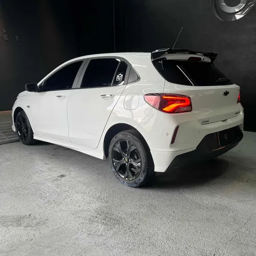 Chevrolet Onix 1.0T Premier Hatch At