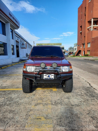Imagen 2 de 11 de Mitsubishi Montero