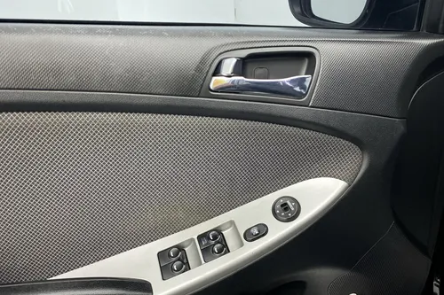 Hyundai Accent I25 Gl Mt 1.6