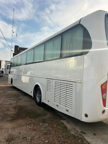 Mercedes Benz O500 Rs Niccolo 42 B&b