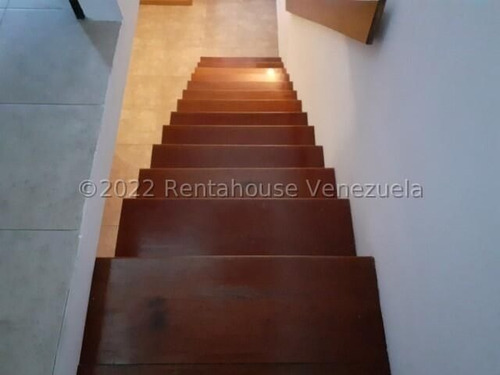 Imagen 18 de 24 de Venta De Hermoso Townhouse En Nueva Casarapa / Ofc 23-435
