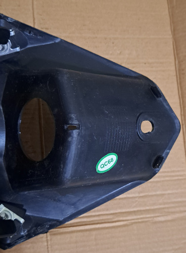 Enbellecedor Plastico Porta Llave Contacto Benelli Tnt 600